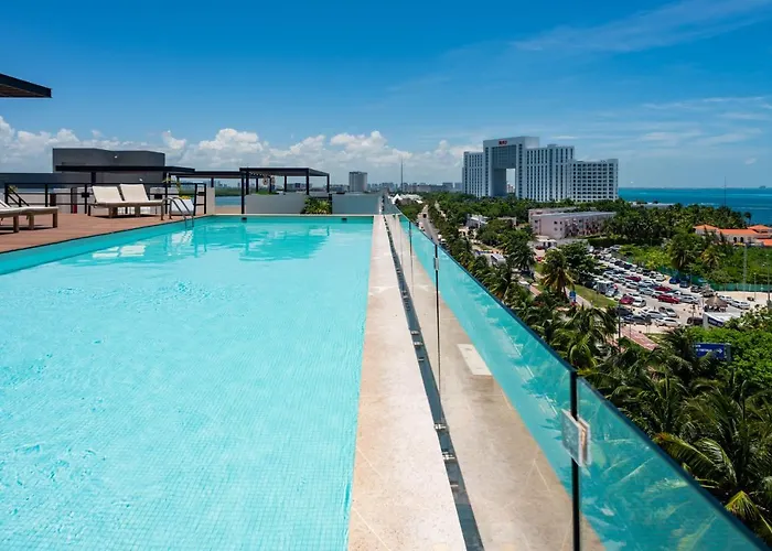 Aloja Oceanview In The Hotel Zone