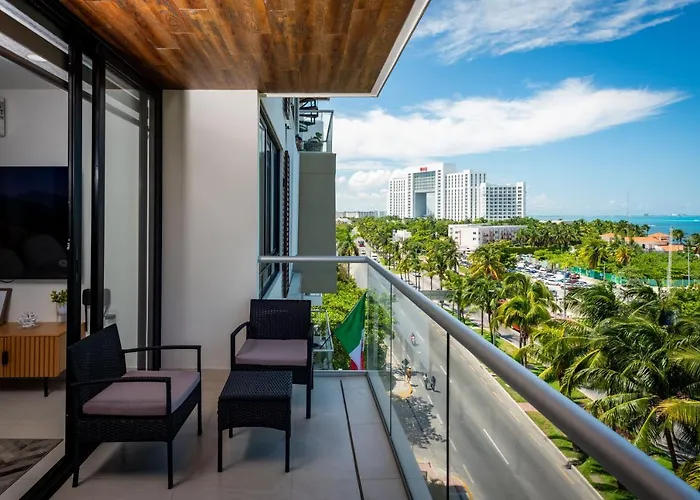 Aloja Oceanview In The Hotel Zone